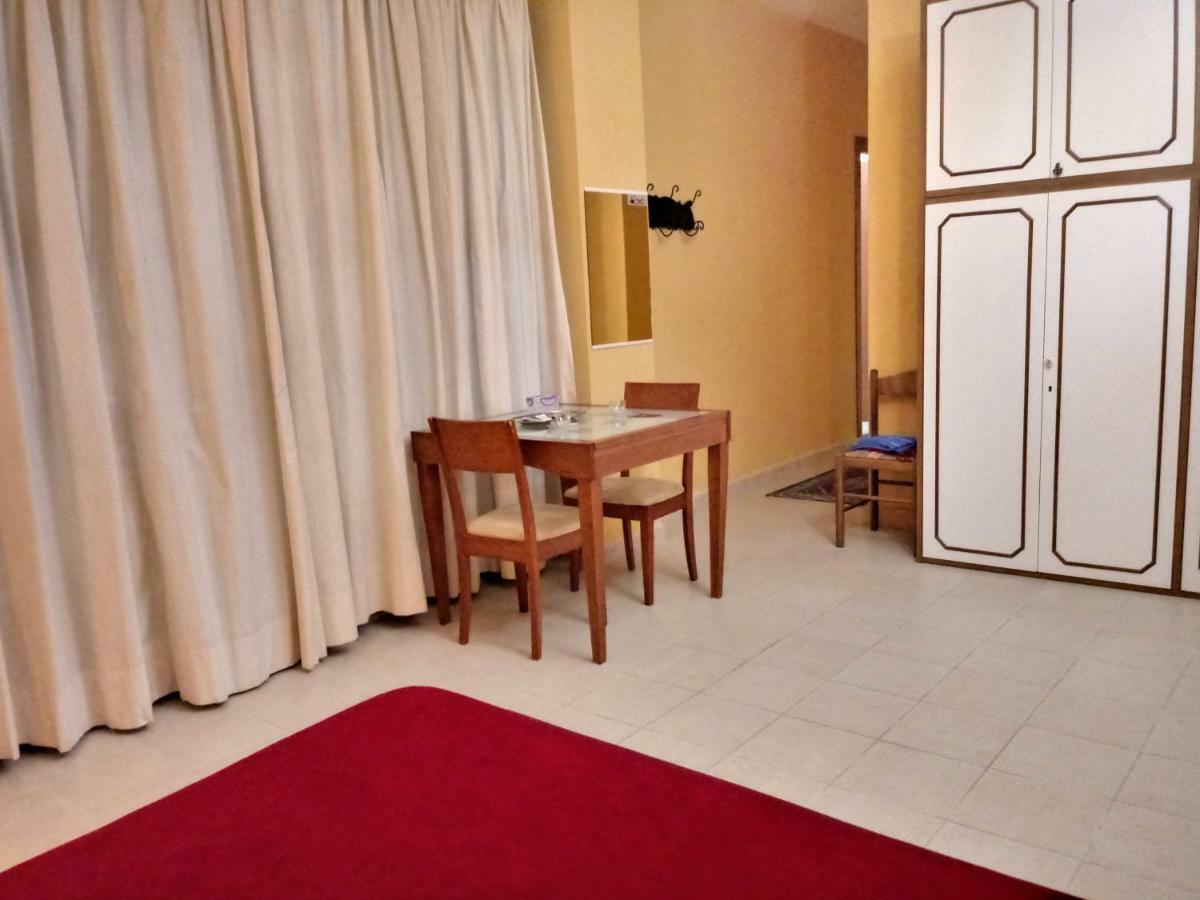 B&B Tio Pepe Roseto Degli Abruzzi Bagian luar foto