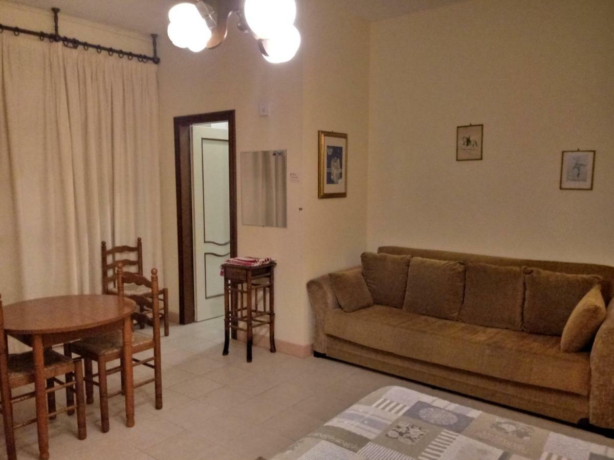 B&B Tio Pepe Roseto Degli Abruzzi Bagian luar foto